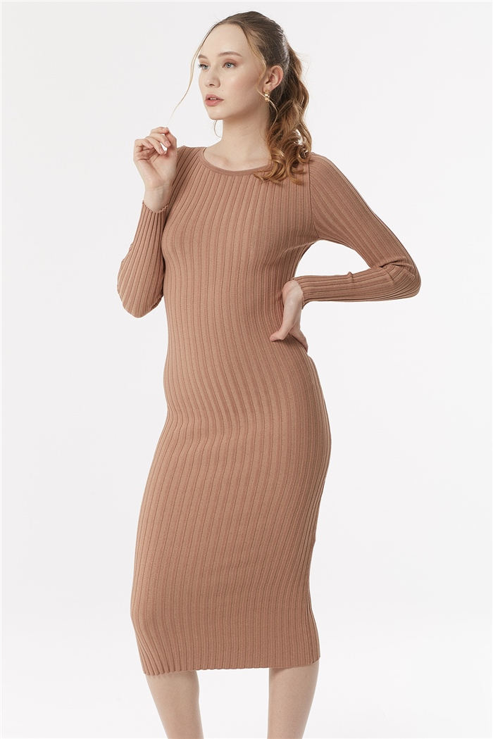 Nisan SIRTI ÇAPRAZ DEKOLTELİ ELBİSE  CAMEL  TT3390-Z