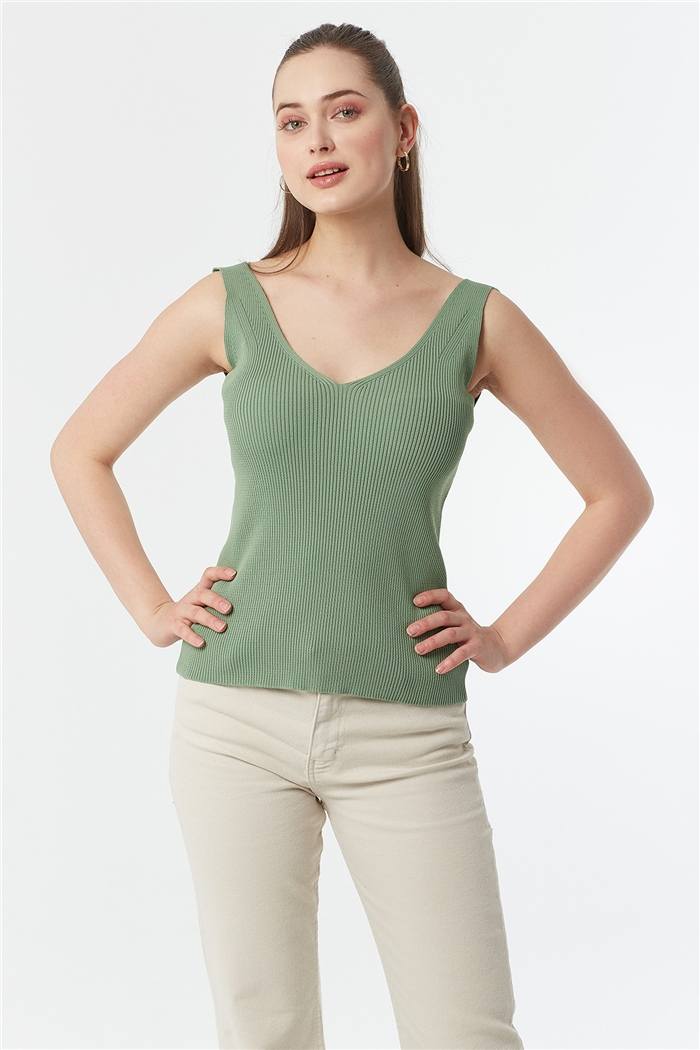 Nisan V YAKA FİTİLLİ ATLET  MİNT  TT3429-Z
