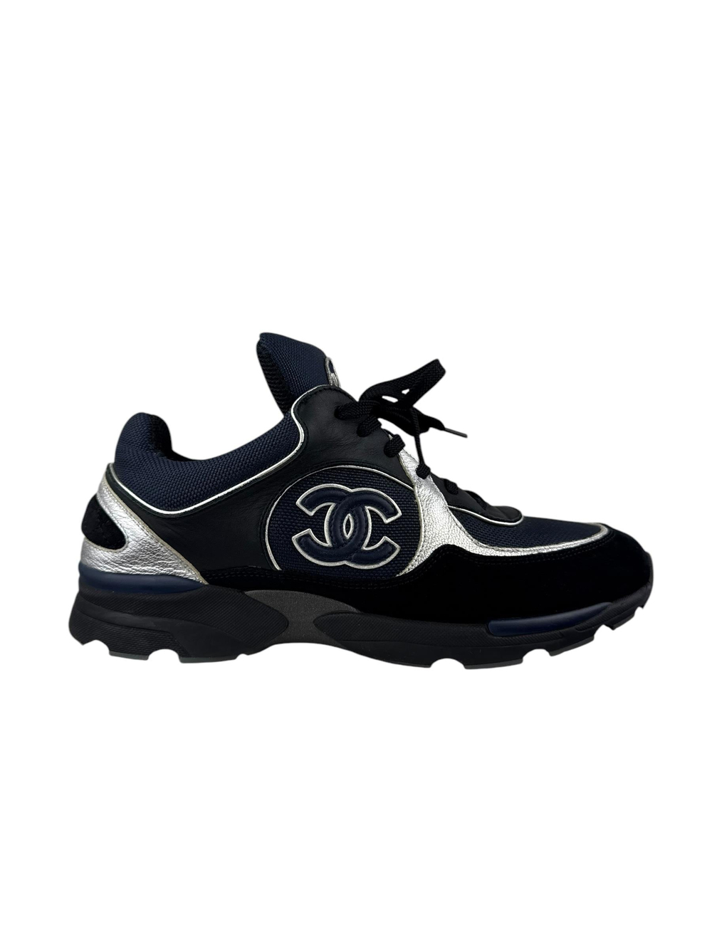  CHANEL BLACK NAVY CC CRUISE SNEAKERS