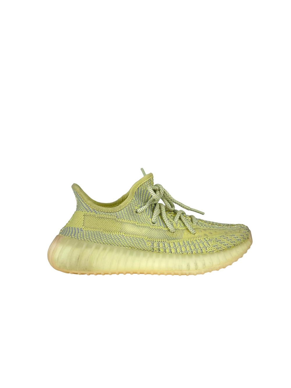  YEEZY SNEAKERS