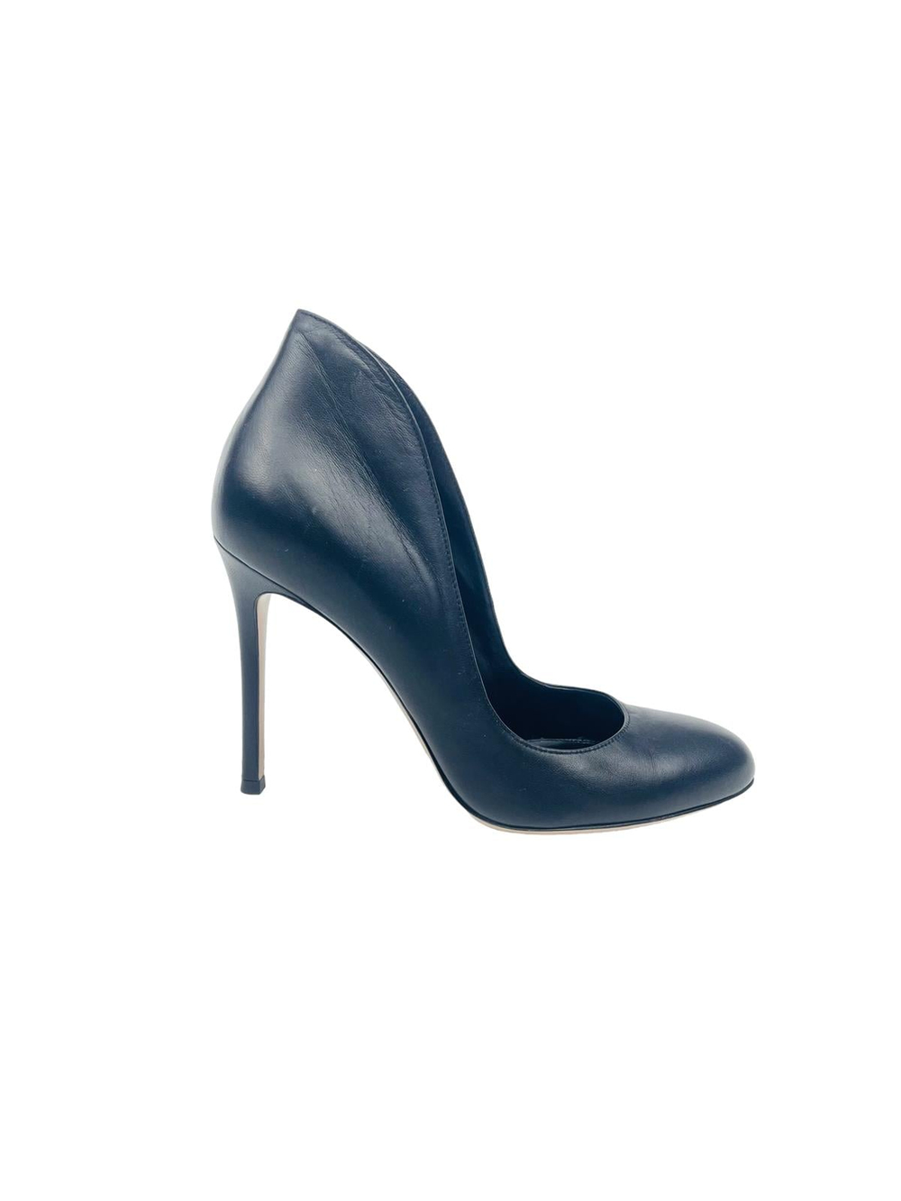 BLACK LEATHER HEELS