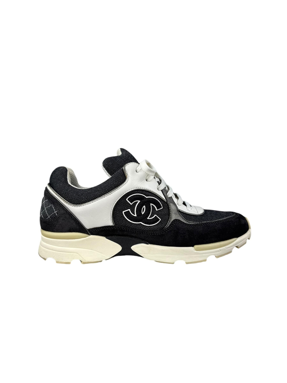 CHANEL WHITE NAVY DENIM CC CRUISE SNEAKERS