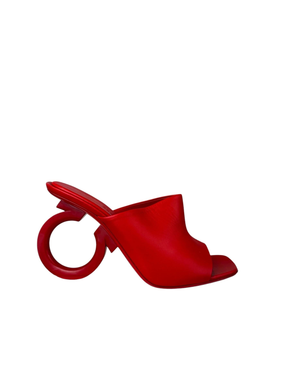 FERRAGAMO ELINA GANCIO HEEL