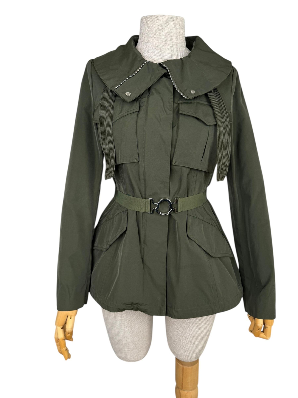 MONCLER SODALITE GIUBBOTTO JACKET