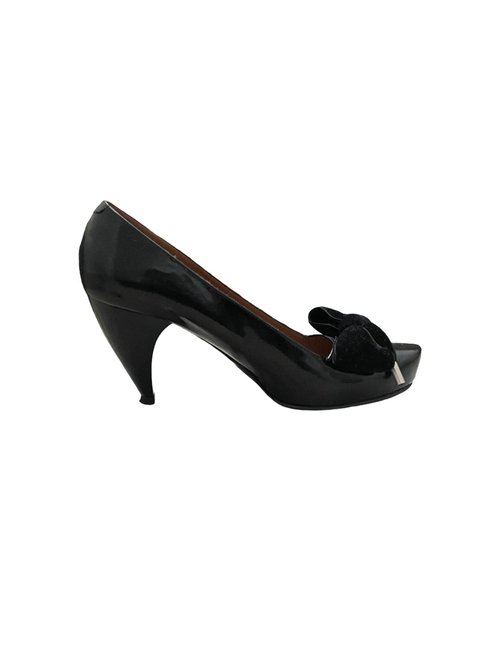RIBBON HEELS