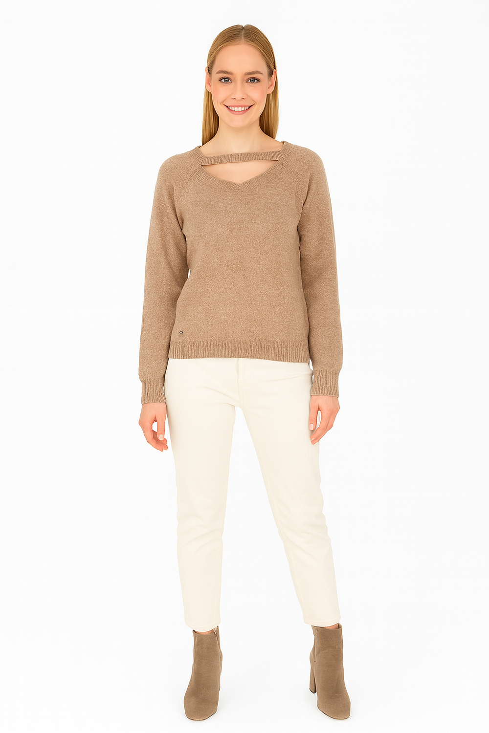 BLUTriko / HırkaBLU V Dekolte Kayık Yaka Triko Bluz