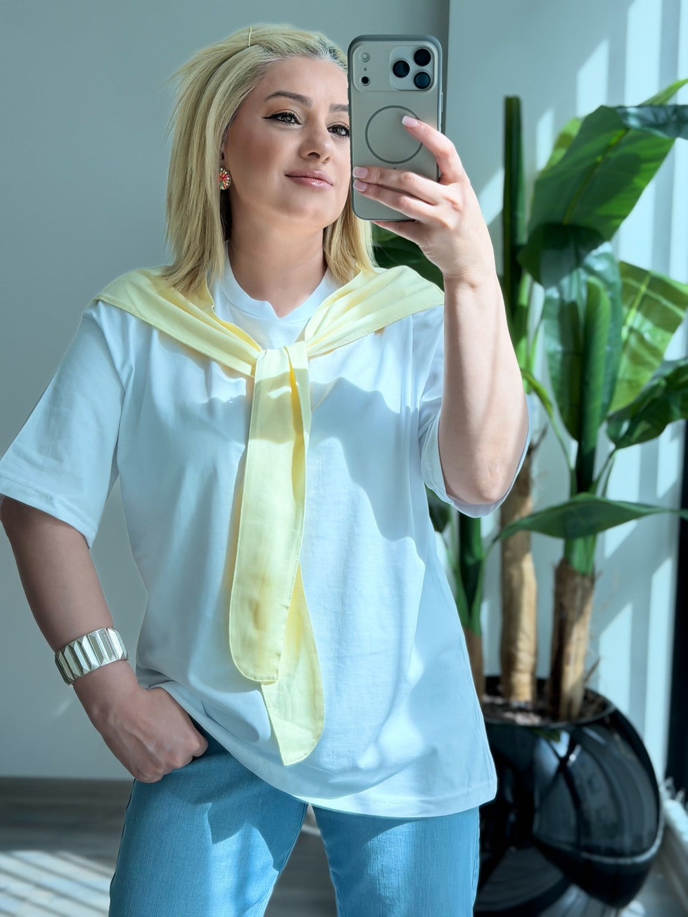 Atkı Detaylı Tshirt Sarı
