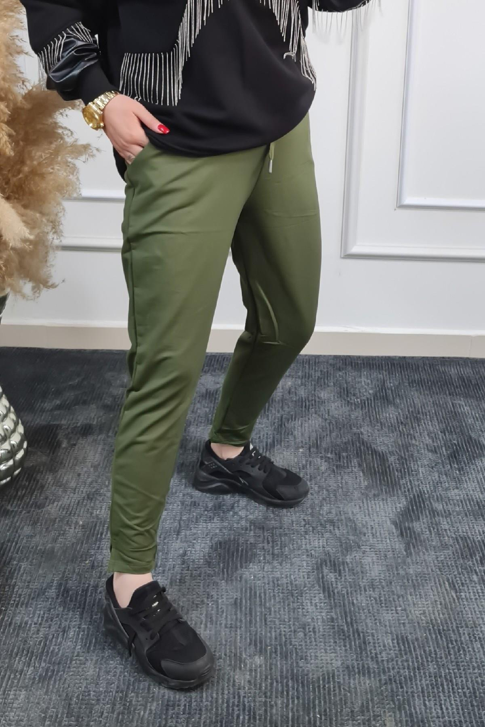 Beli İpli Paçası Yırtmaçlı Jogger Pantolon HAKİ