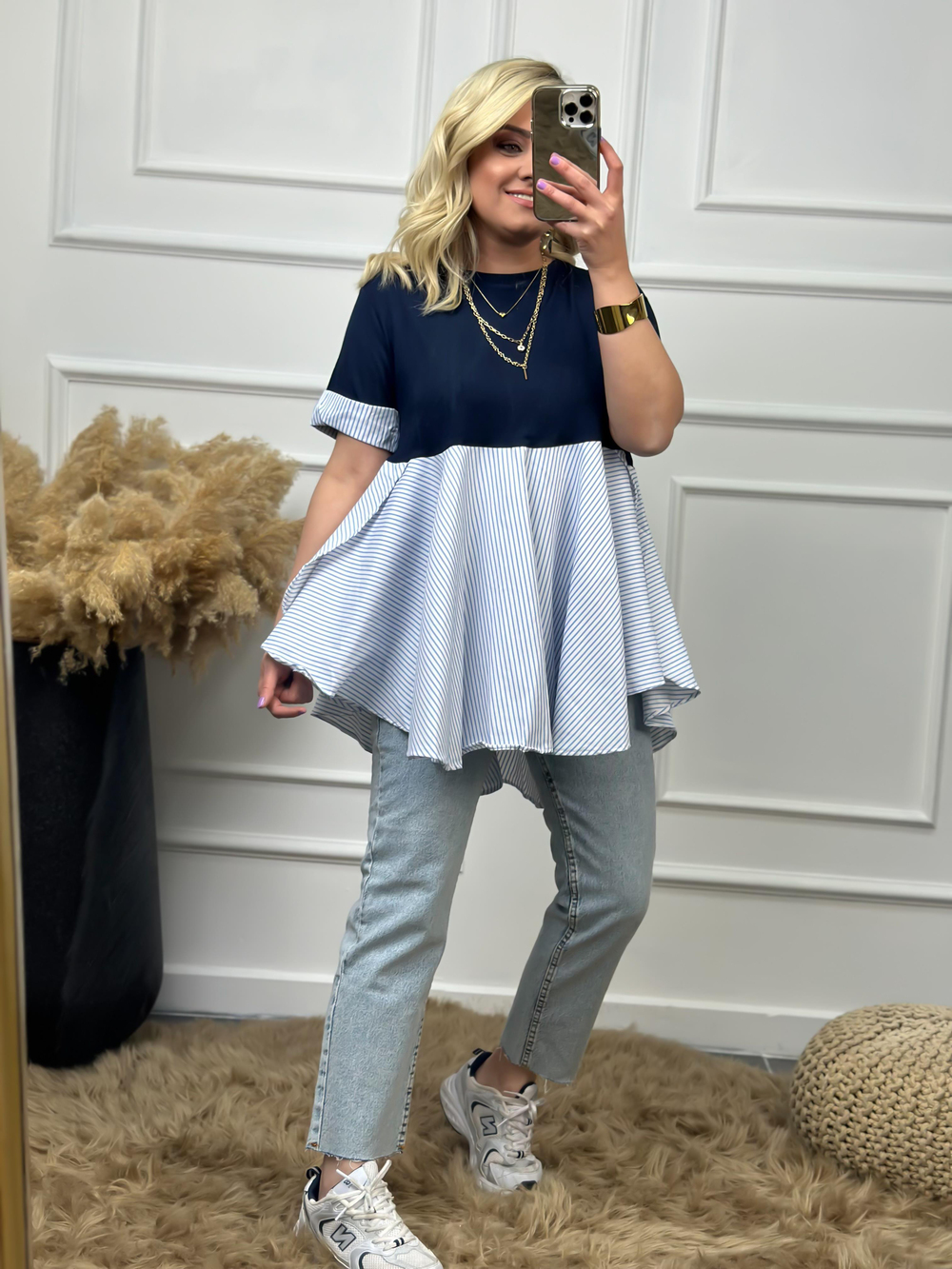 Bisiklet Yaka Yırtmaçlı  Poplin Detaylı Lacivert Çizgili  Tshirt BEYAZ