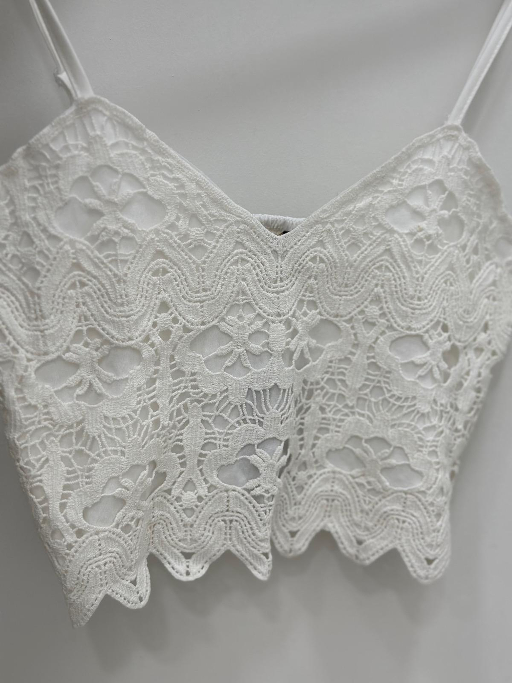 Dantel Detaylı Crop EKRU