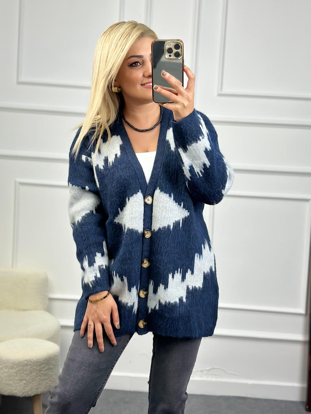 Etnik  Desen Oversize V Yaka Düğmeli Hırka LARCİVET