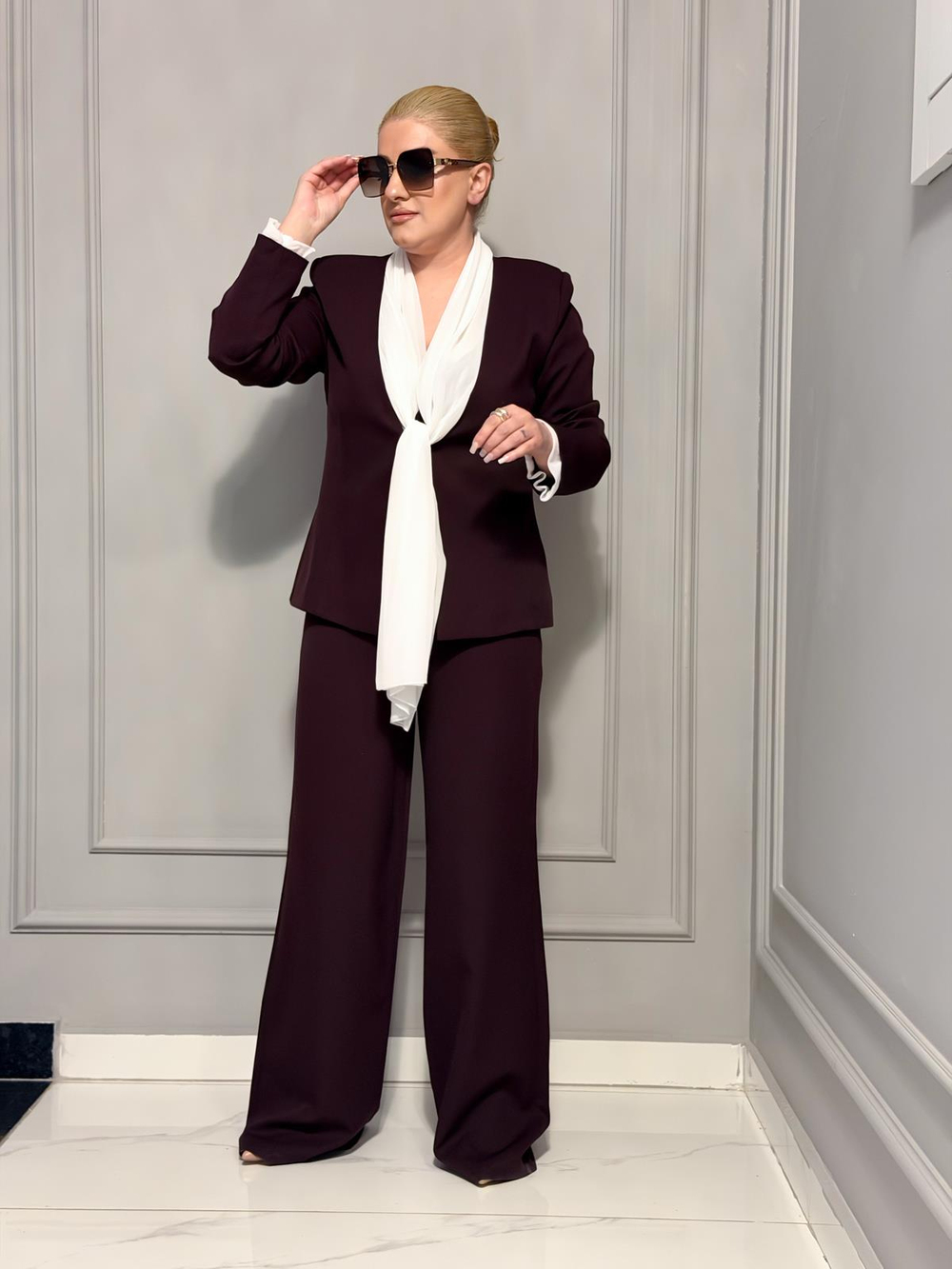 Fular Bağlamalı Blazer Pantolon Takım MÜRDÜM