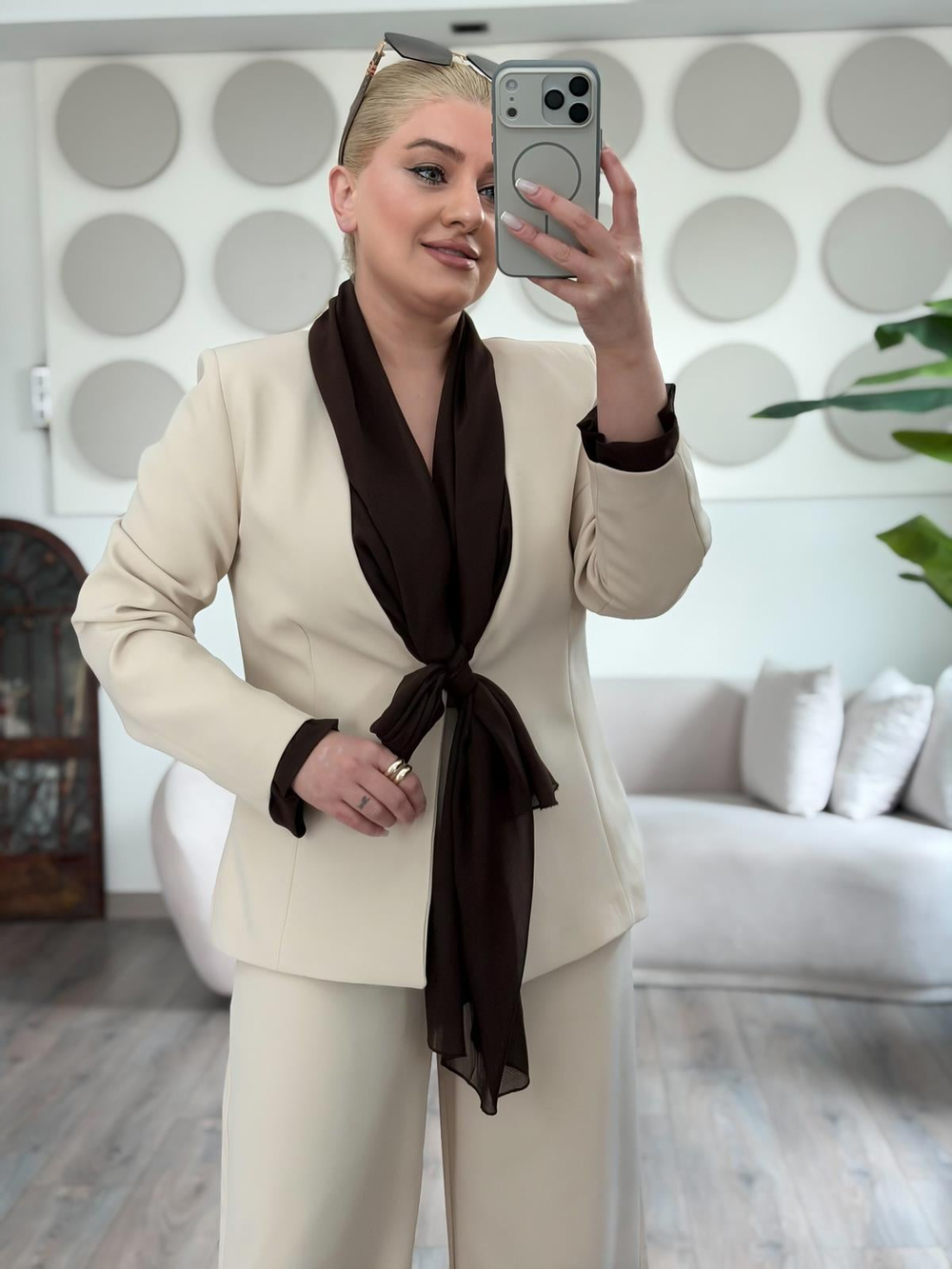Fular Bağlamalı Blazer Pantolon Takım BEJ