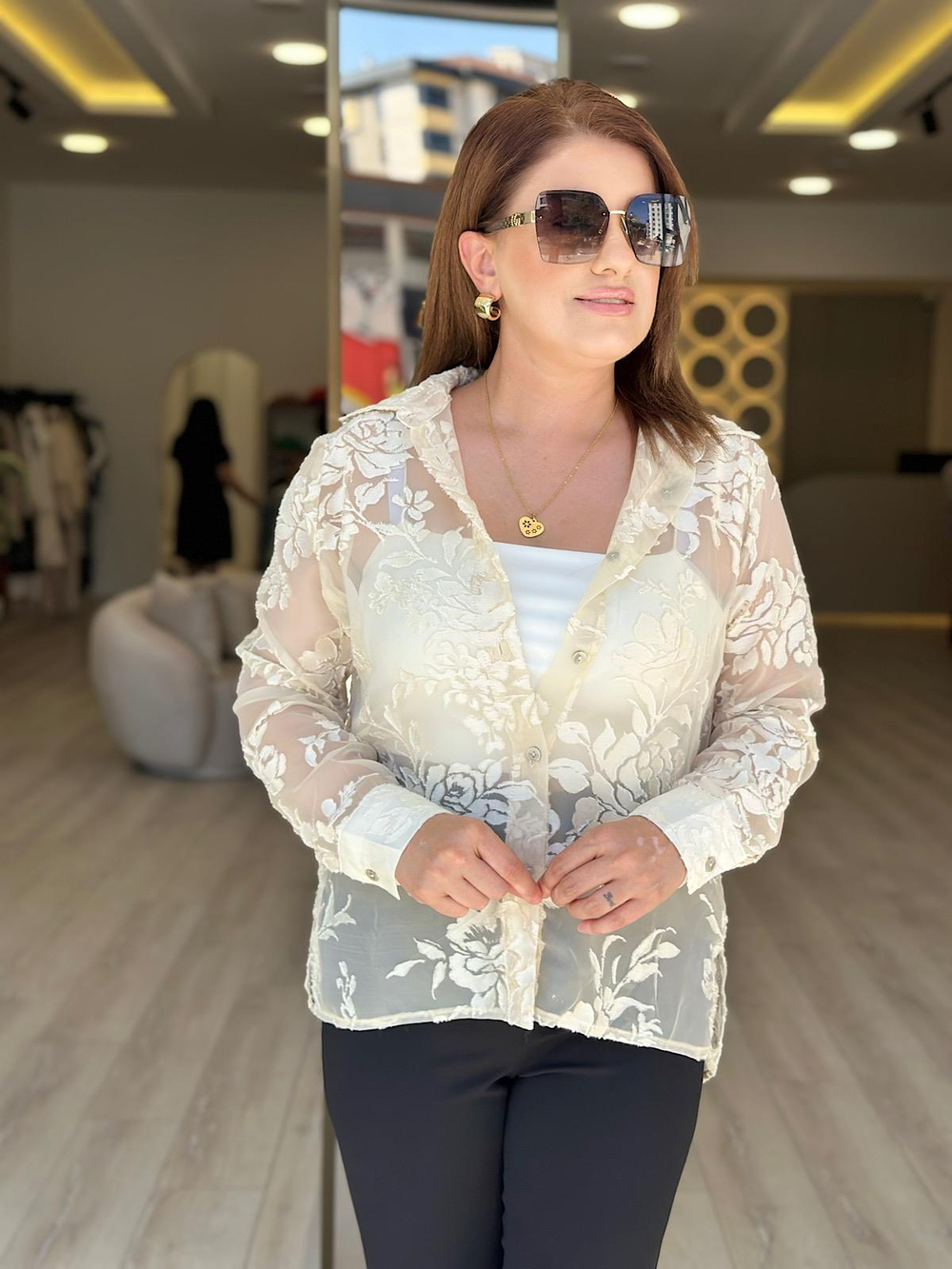 Gül Desenli Tül Gömlek EKRU