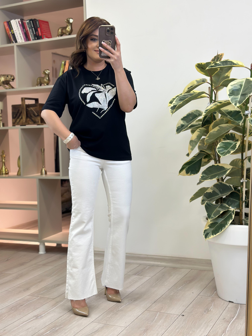 Kalp Taş Desenli Tshirt SİYAH