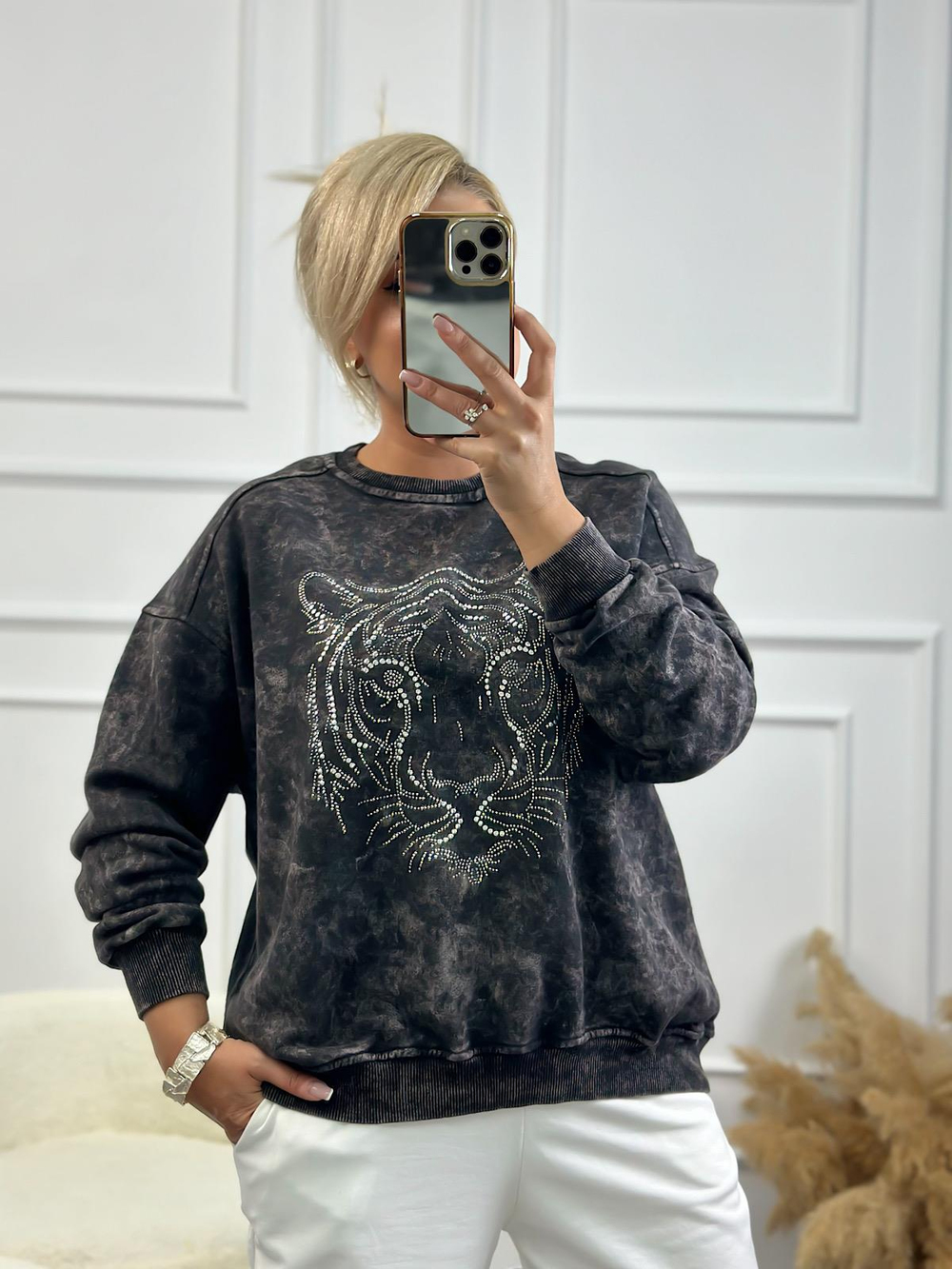 Kaplan Desen Taş İşleme Bisiklet Yaka Yıkama Kumaş Oversize Sweatshirt FÜME