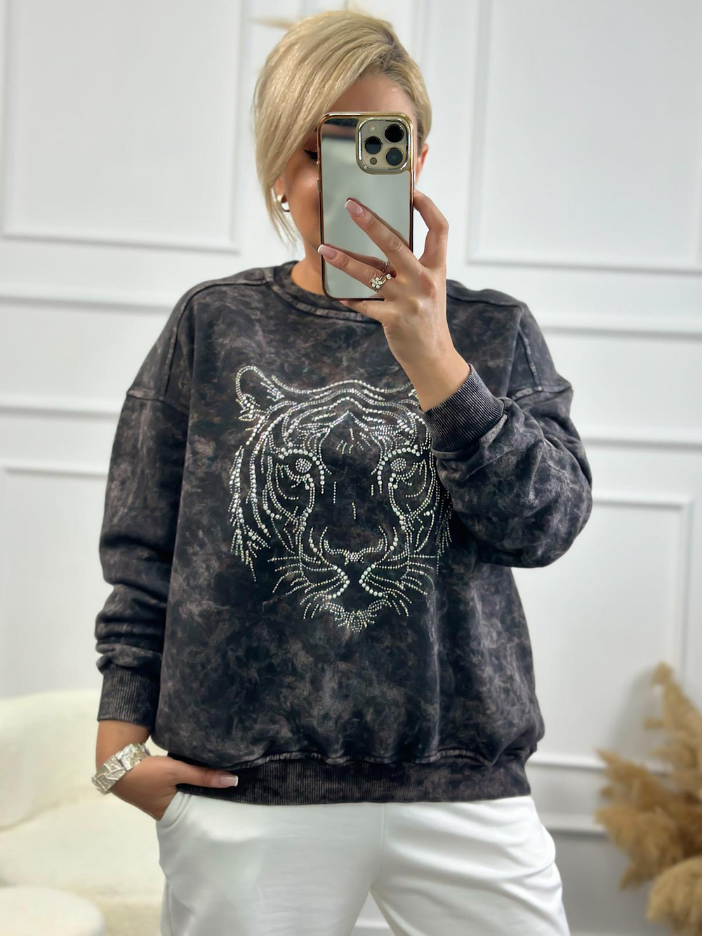 Kaplan Desen Taş İşleme Bisiklet Yaka Yıkama Kumaş Oversize Sweatshirt FÜME