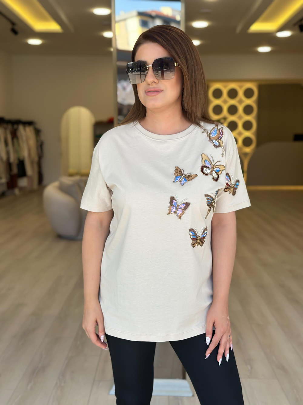 Kelebek Baskı DetaylI Tshirt BEJ