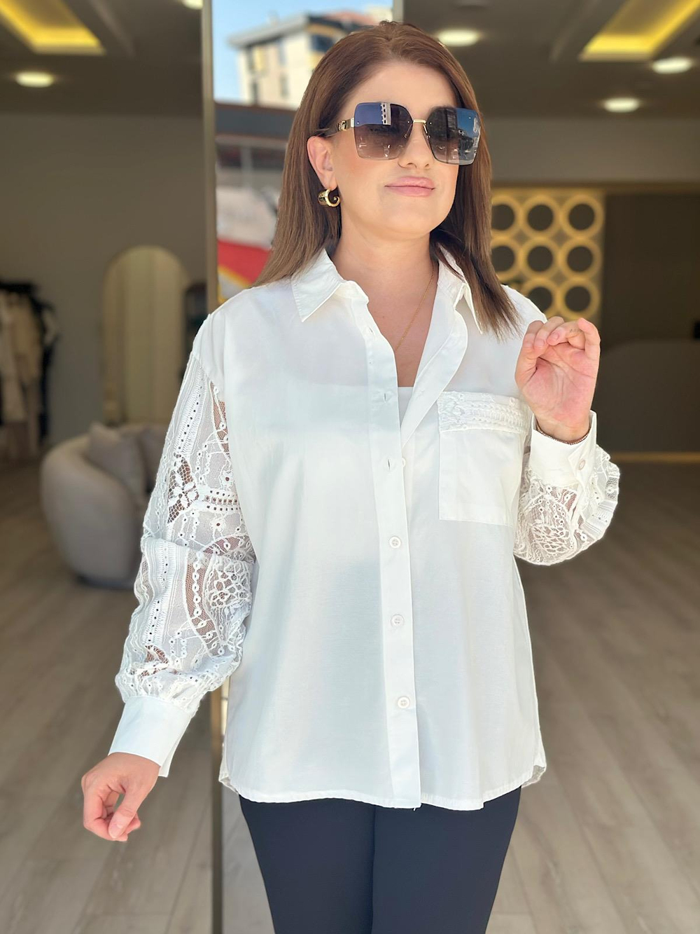 Kolları Dantel Tasarım Gömlek EKRU