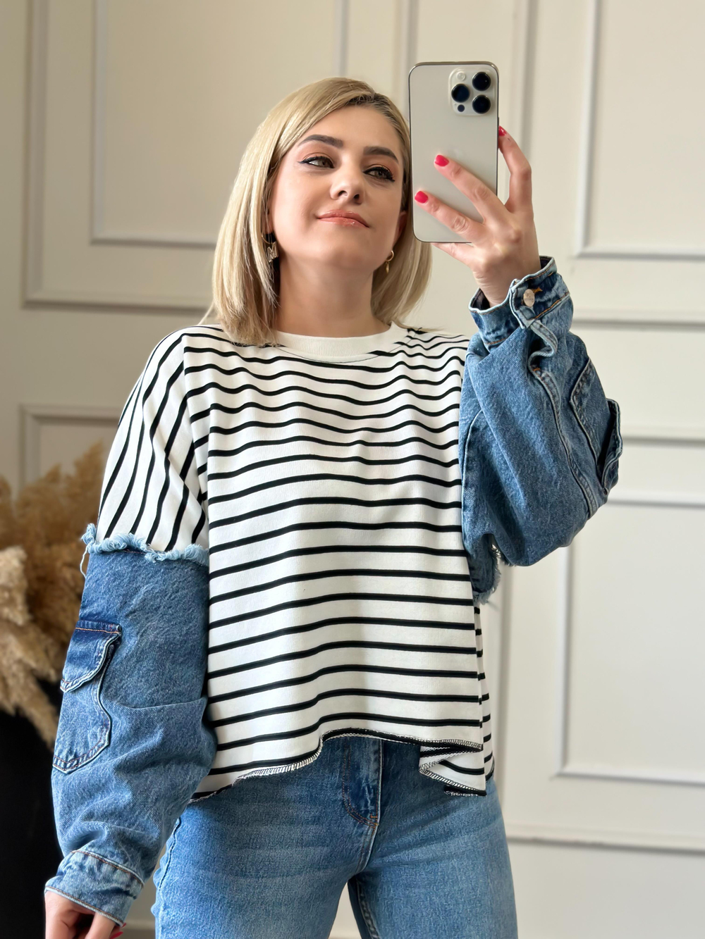 Kolları Kot Detaylı Sweatshirt SİYAH BEYAZ