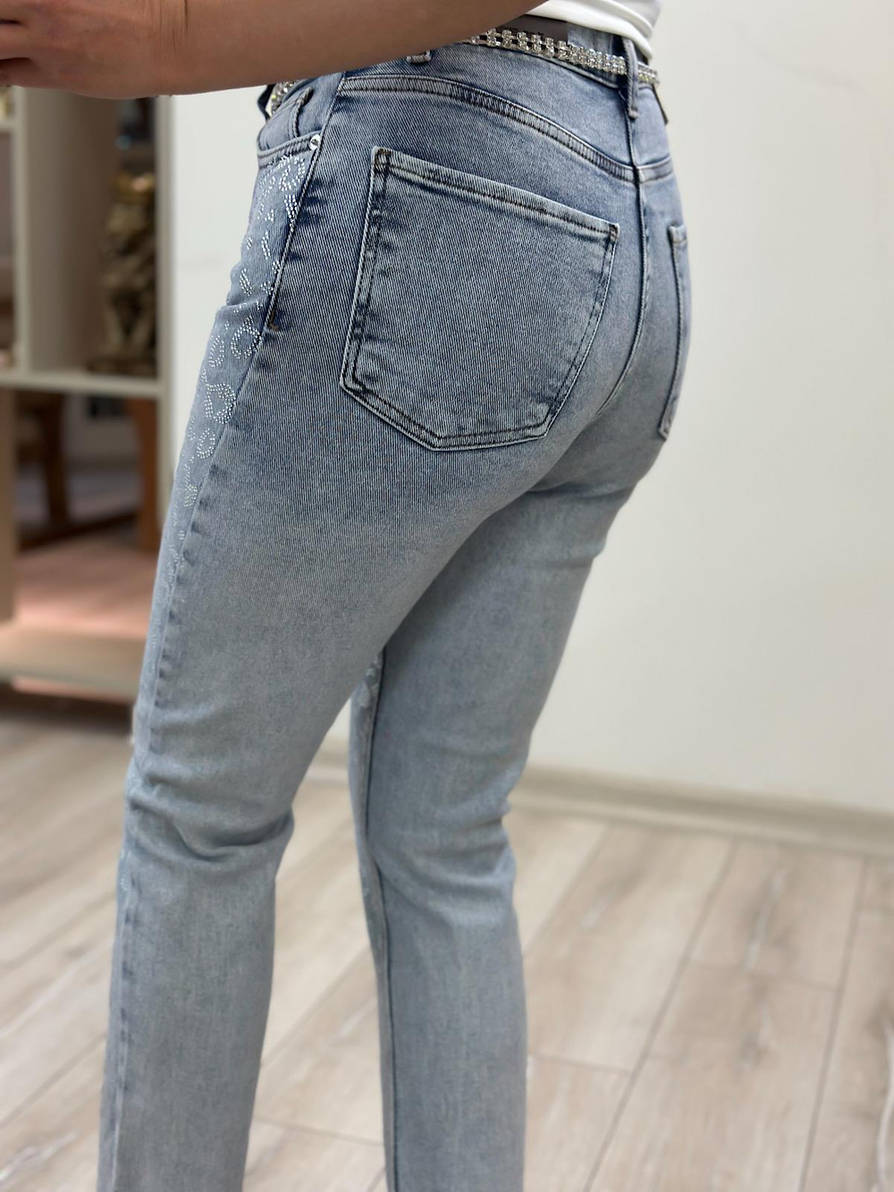 Leopar Taşlı Mom Fit Pantolon BUZ MAVİ