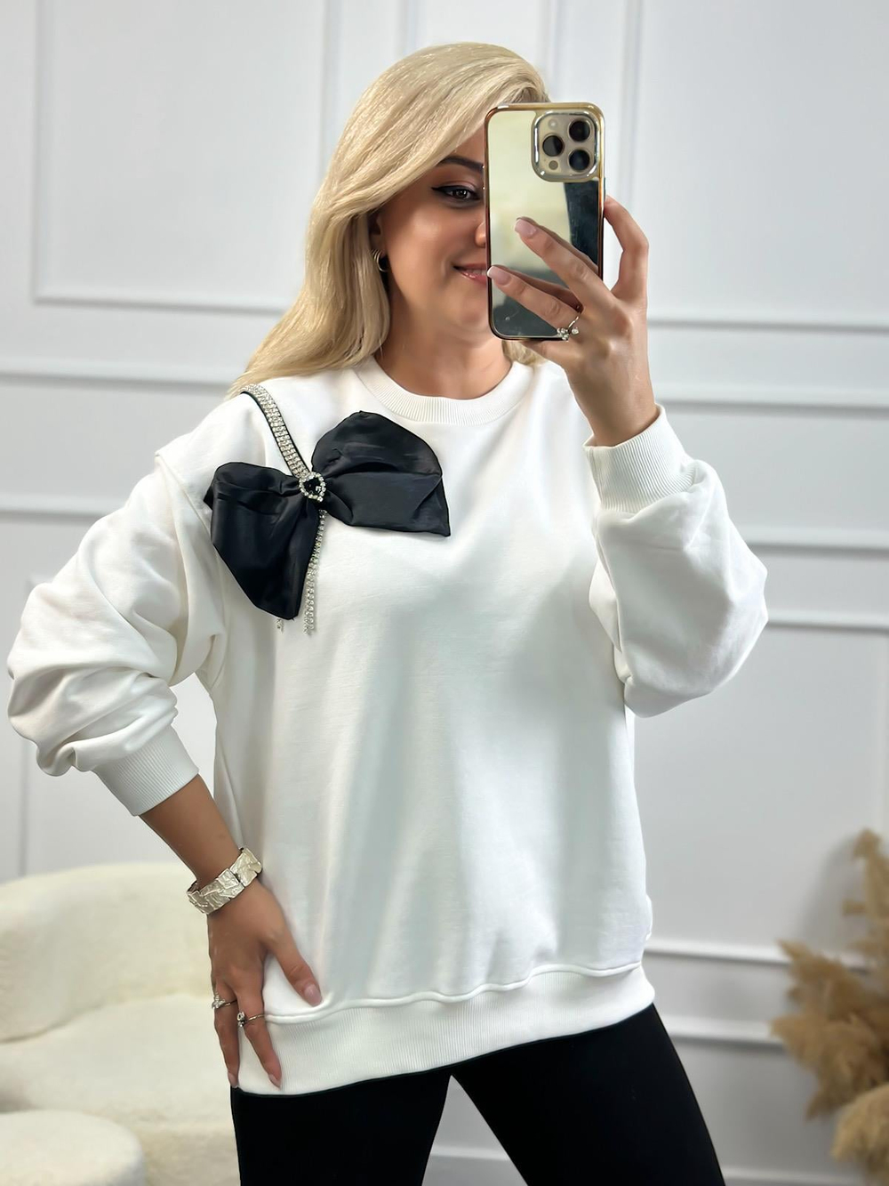 Papyon Detaylı Taş İşleme Bisiklet Yaka Oversize Sweatshirt BEYAZ