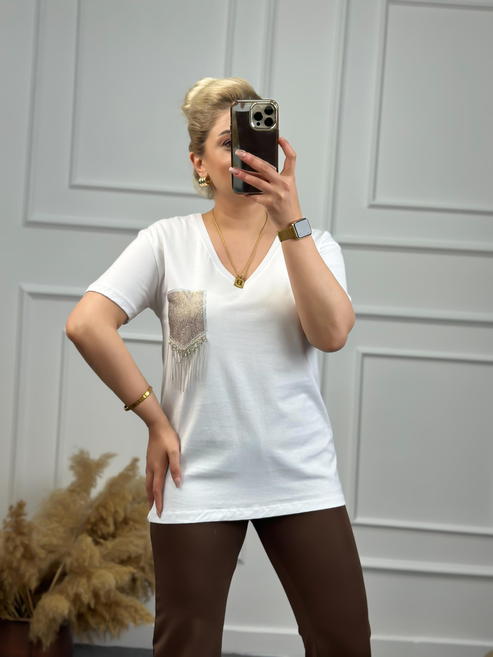 V Yaka Cebi Taşlı Tshirt BEYAZ