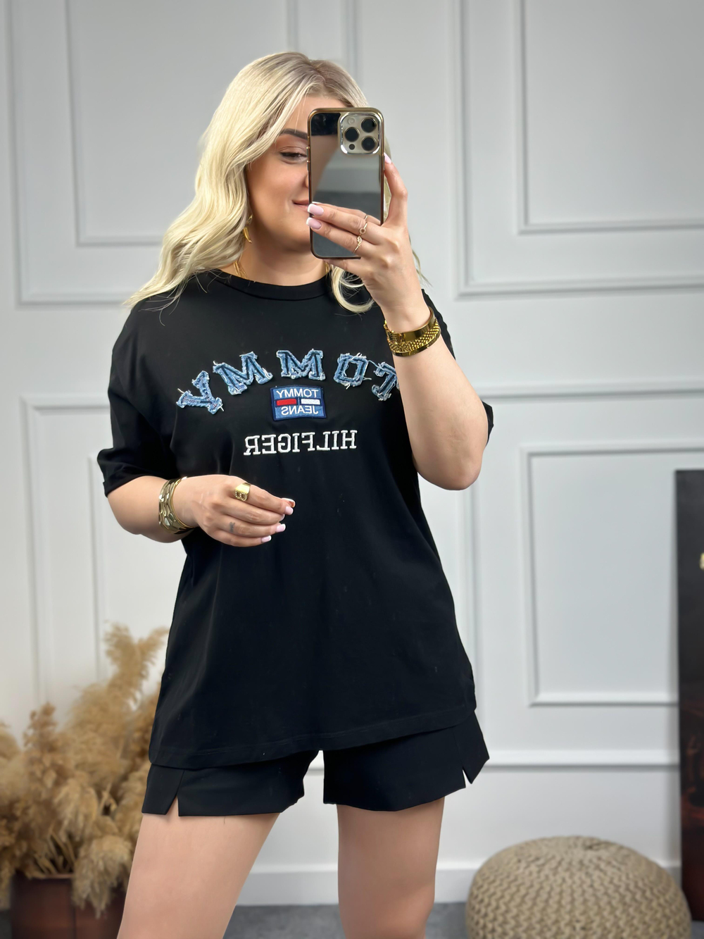Yazı Bakılı Tshirt SİYAH