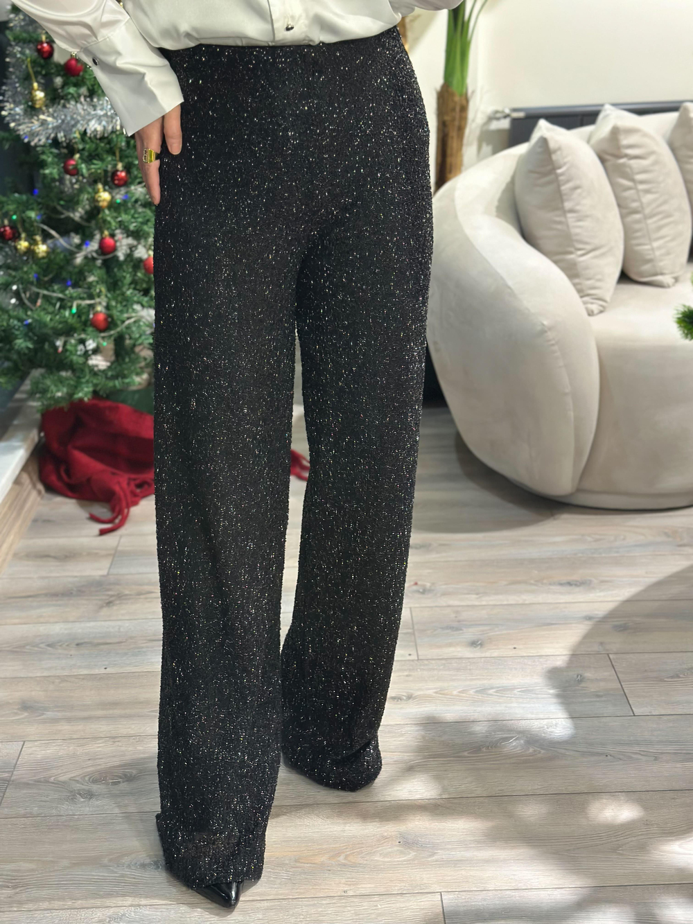 Yüksek Bel Taş Detaylı Geniş Paça Pantolon SİYAH