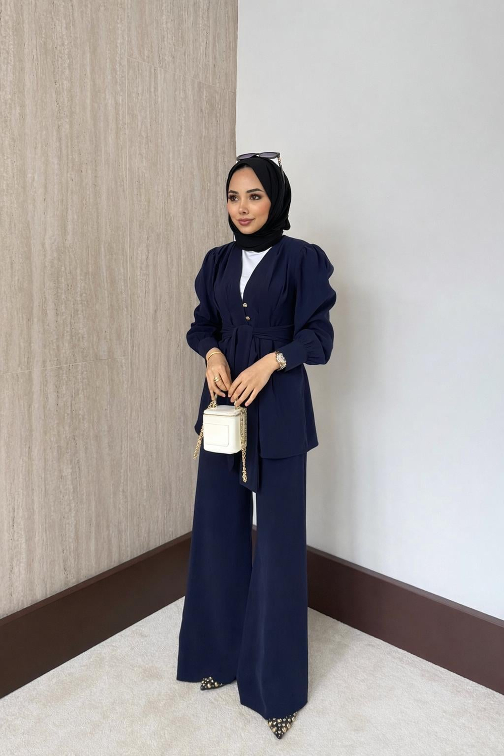 Belden Oturtmalı Model Pantolonlu Takım - Lacivert