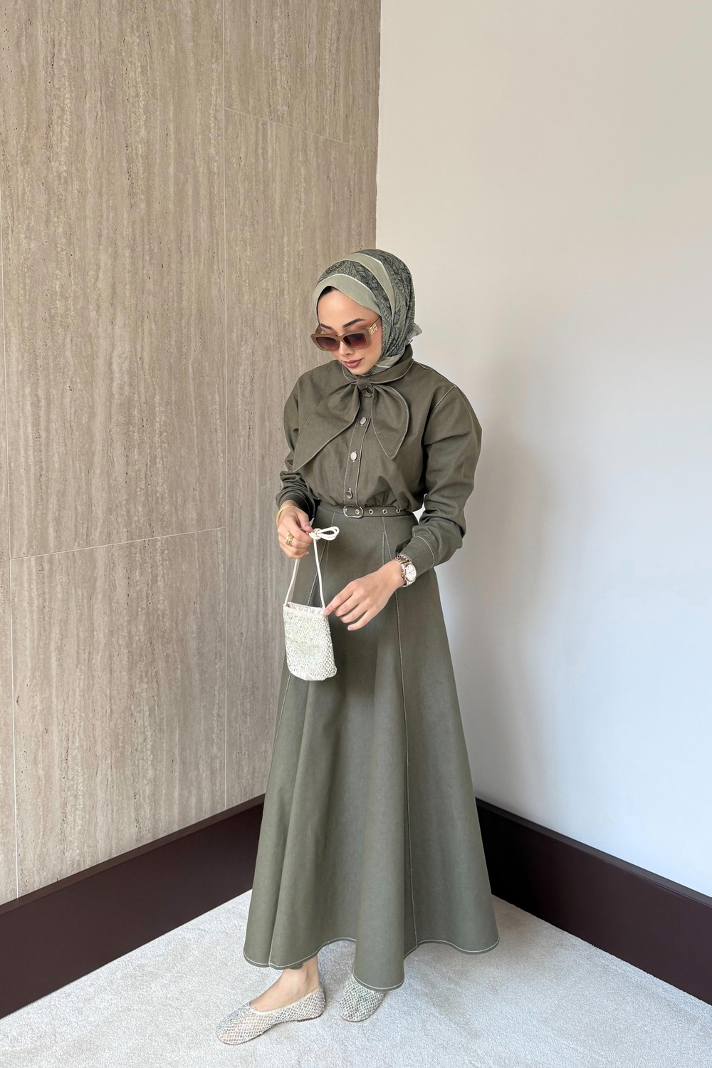 Fular Bağlamalı Kemerli Kot Elbise - Haki