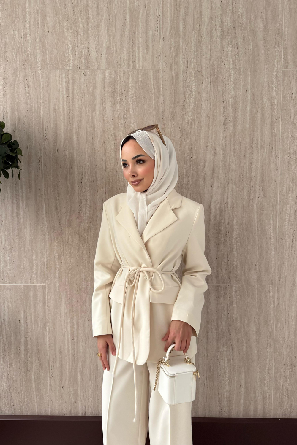 Kruvaze Yaka Blazer Ceketli Takım - Ekru