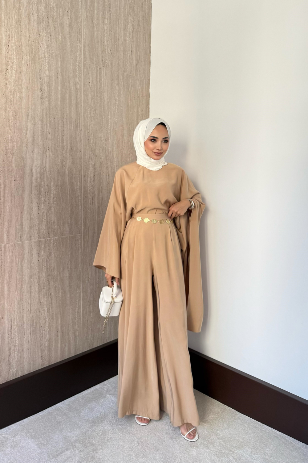 Nova Gold Aksesuarlı Pantolonlu Takım - Camel