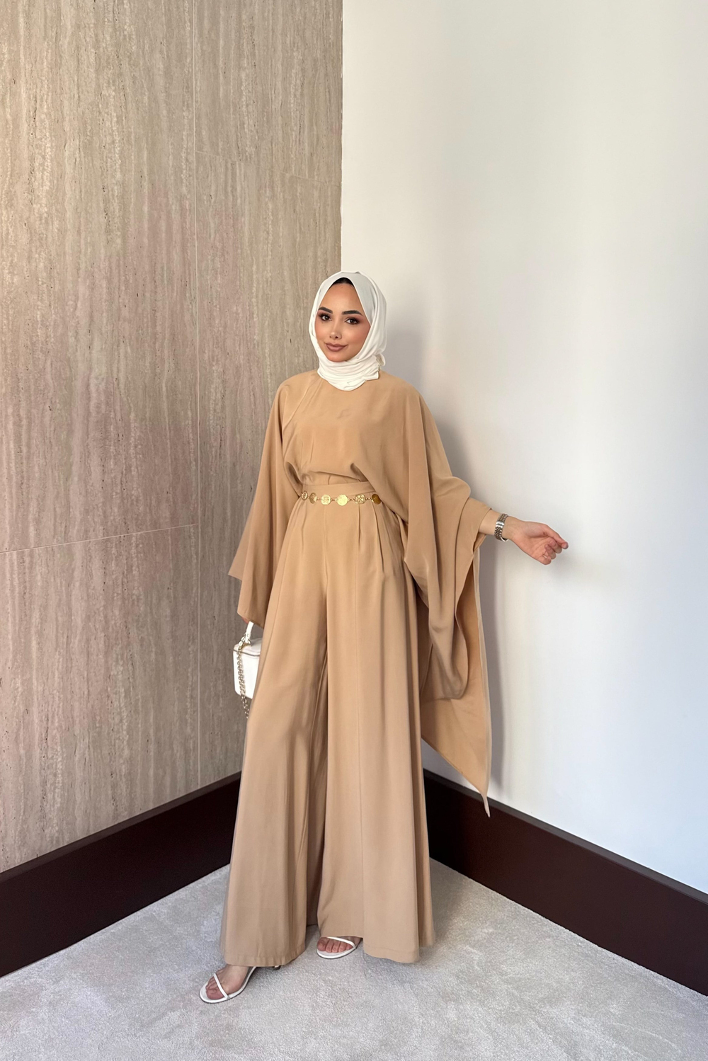 Nova Gold Aksesuarlı Pantolonlu Takım - Camel