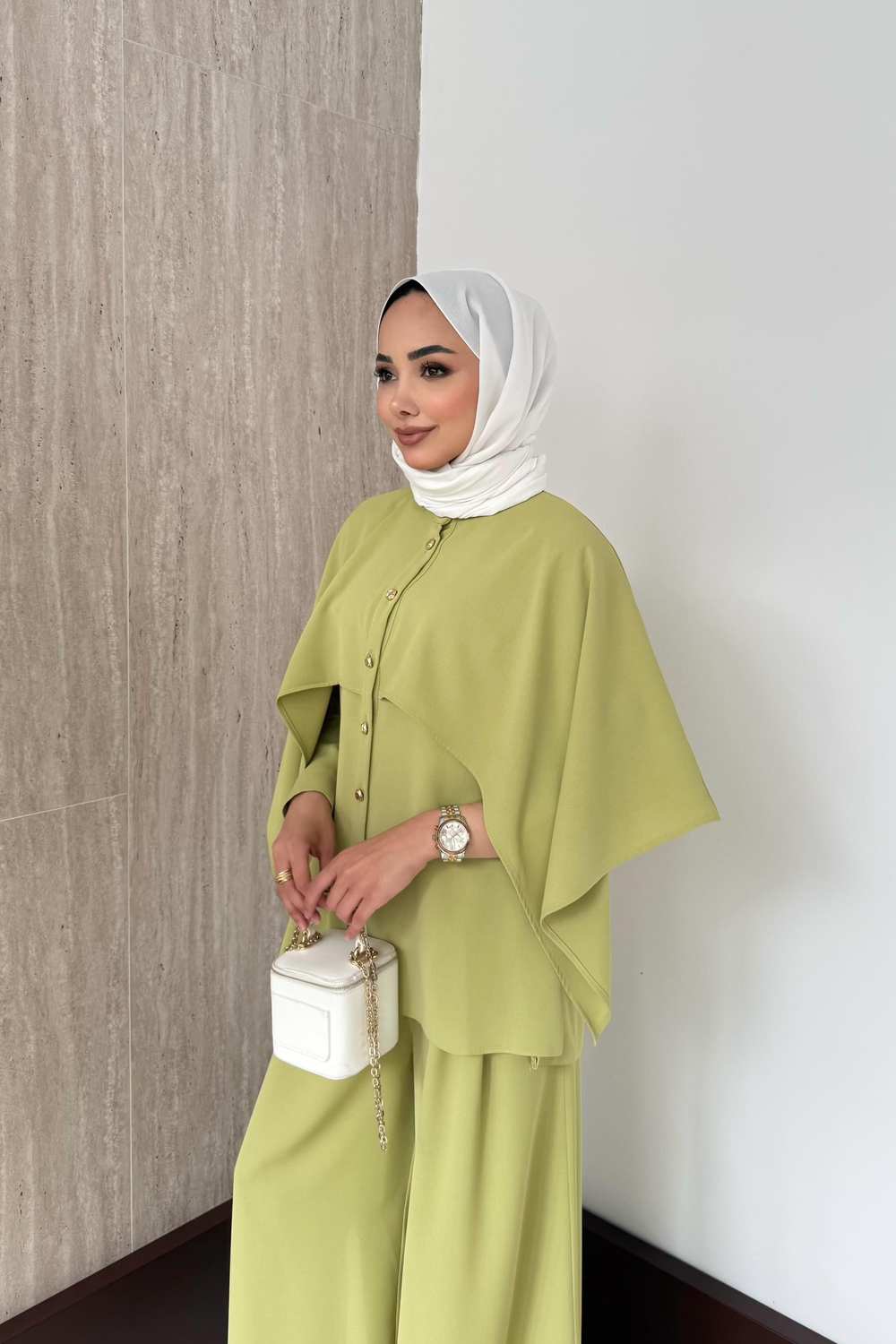 Olivia Pelerinli Pantolonlu Takım - Fıstık Yeşili
