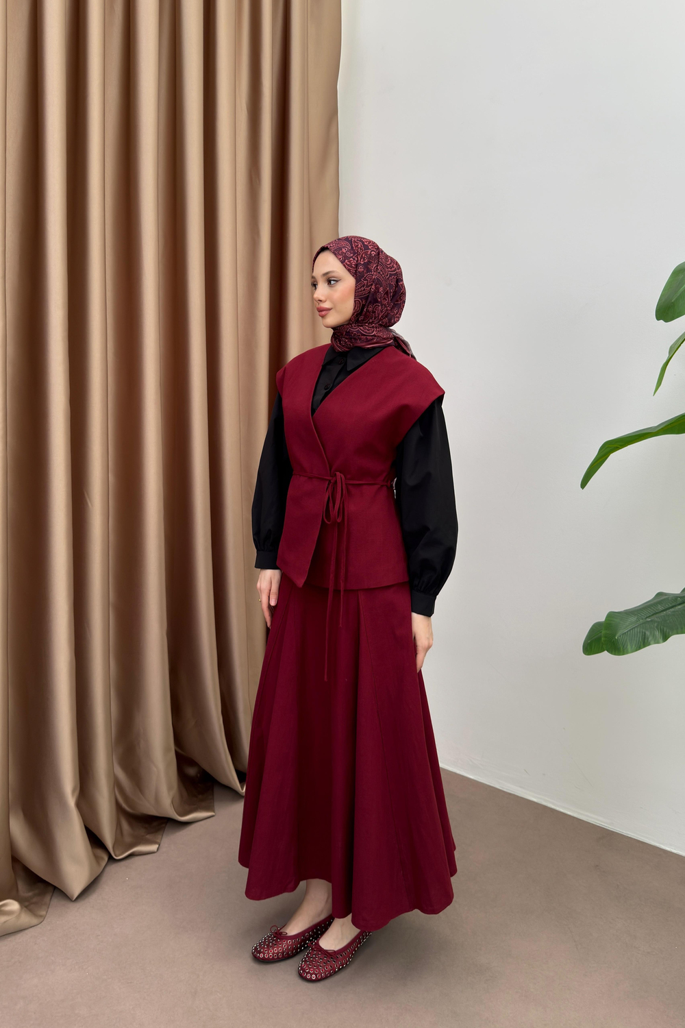 V Yaka Yelek Etekli Takım - Bordo