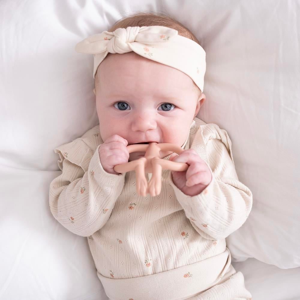 Matchstick Monkey Silikon Diş Kaşıyıcı Monkey Pembe