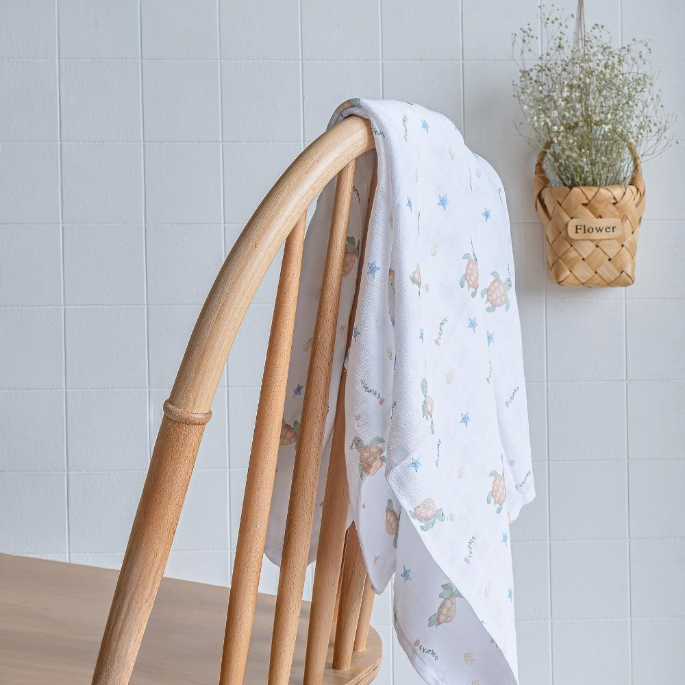 Münü Design Müslin Örtü Gezen Kaplumbağa