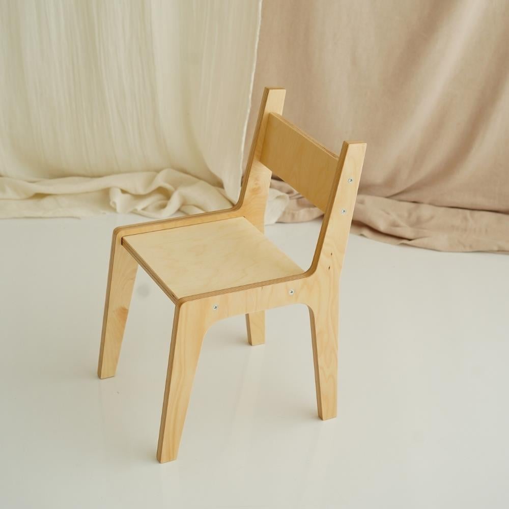 Minik Fare Masa Sandalye Takımı