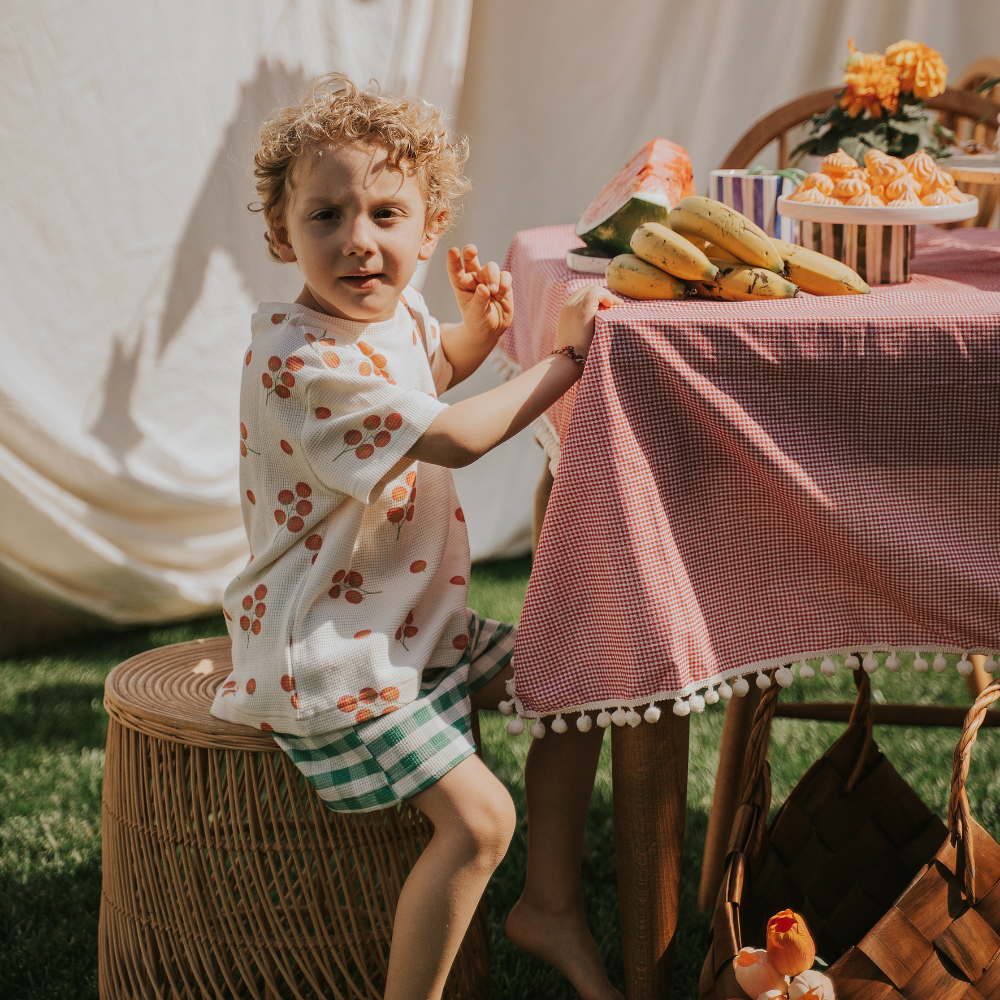 Kiraz Kids Domates Desenli Tshirt Pötikare Desenli Şort %100 Pamuklu Yazlık Takım