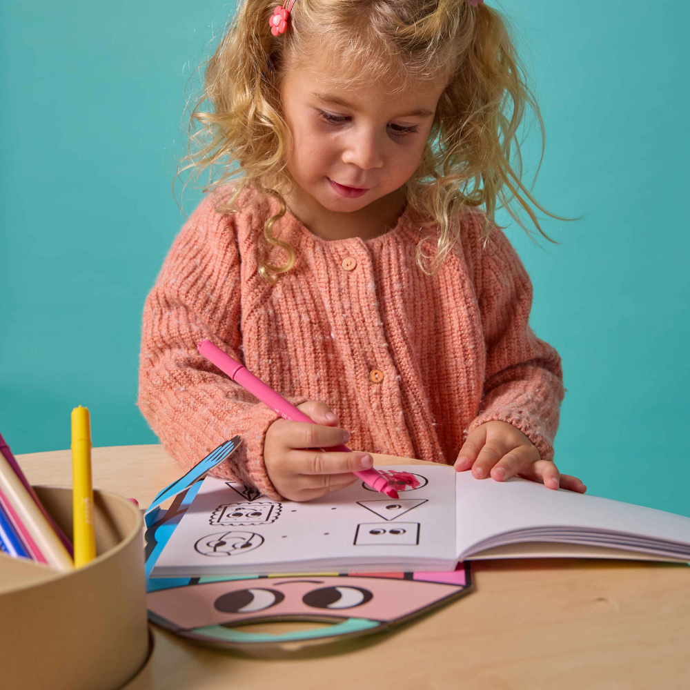 Omy Montessori Çıkartma ve Boyama Kitabı Geometric Shapes