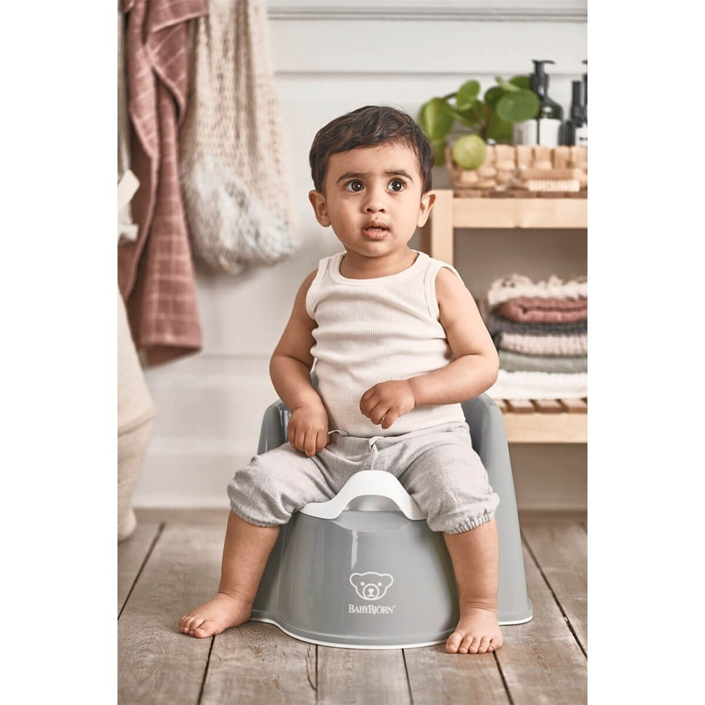 BabyBjörn Eğitici Koltuk Oturak & Safe Step Banyo Basamağı / Deep Grey