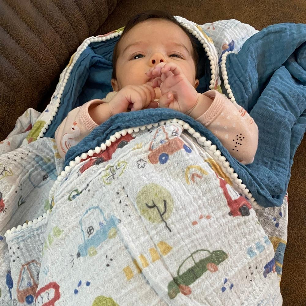 Münü Design Müslin Ponponlu Bebek Battaniyesi Araba