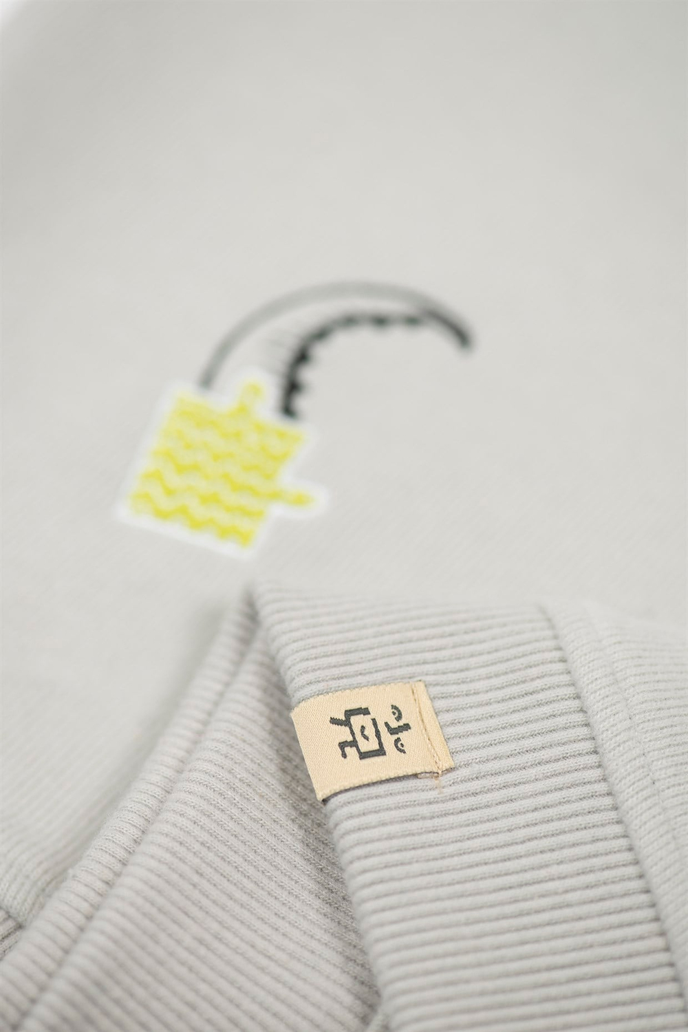 Beetle Beez - Catch The Puzzle Sweatshirt Light Grey