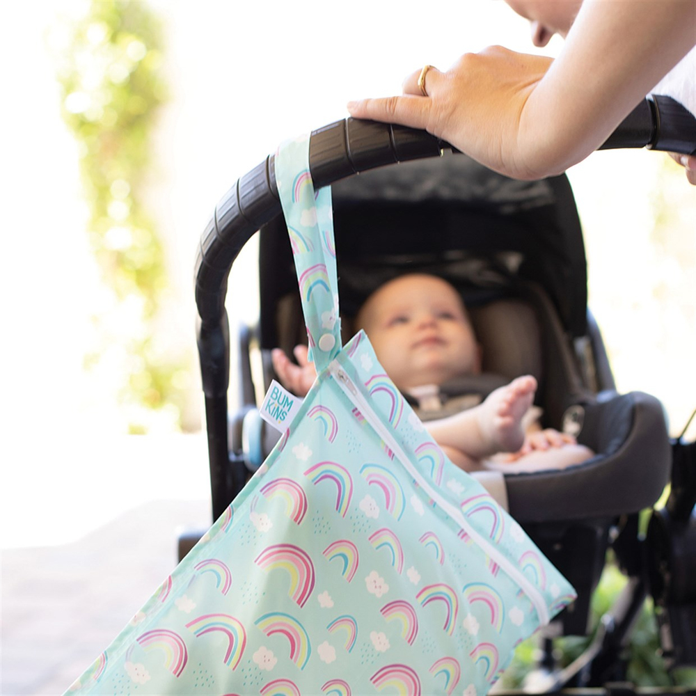 BUMKINS ISLAK - KİRLİ ÇANTASI - GÖKKUŞAĞI DESENLİ