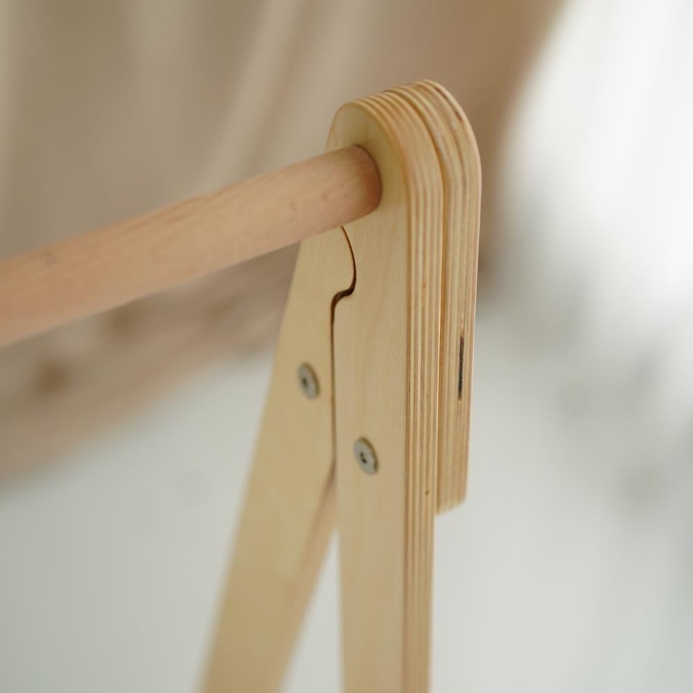 Minik Fare Montessori Elbise Askılığı