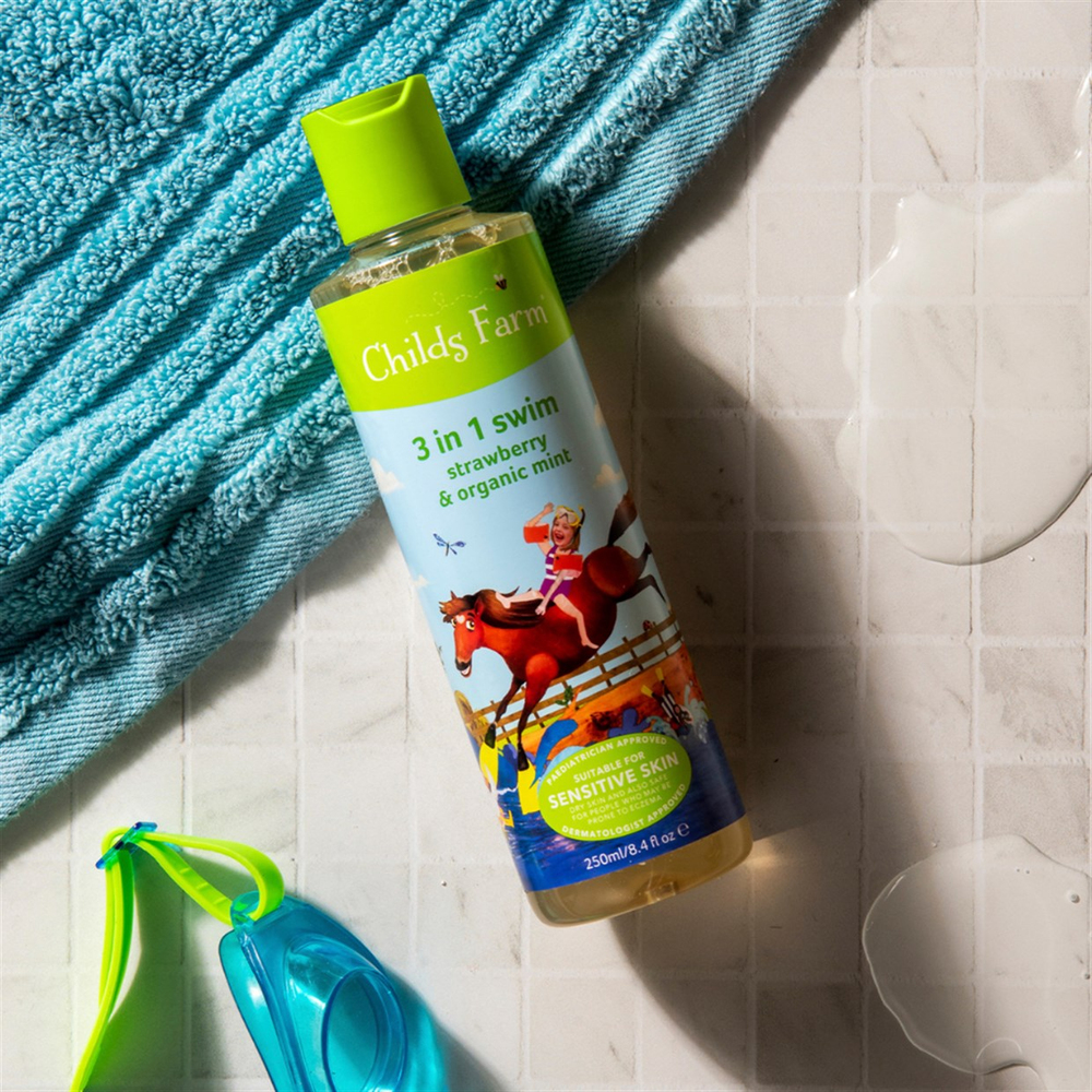 Childs Farm Çilek ve Organik Nane Özlü Yüzme Sonrası Şampuanı 250ml