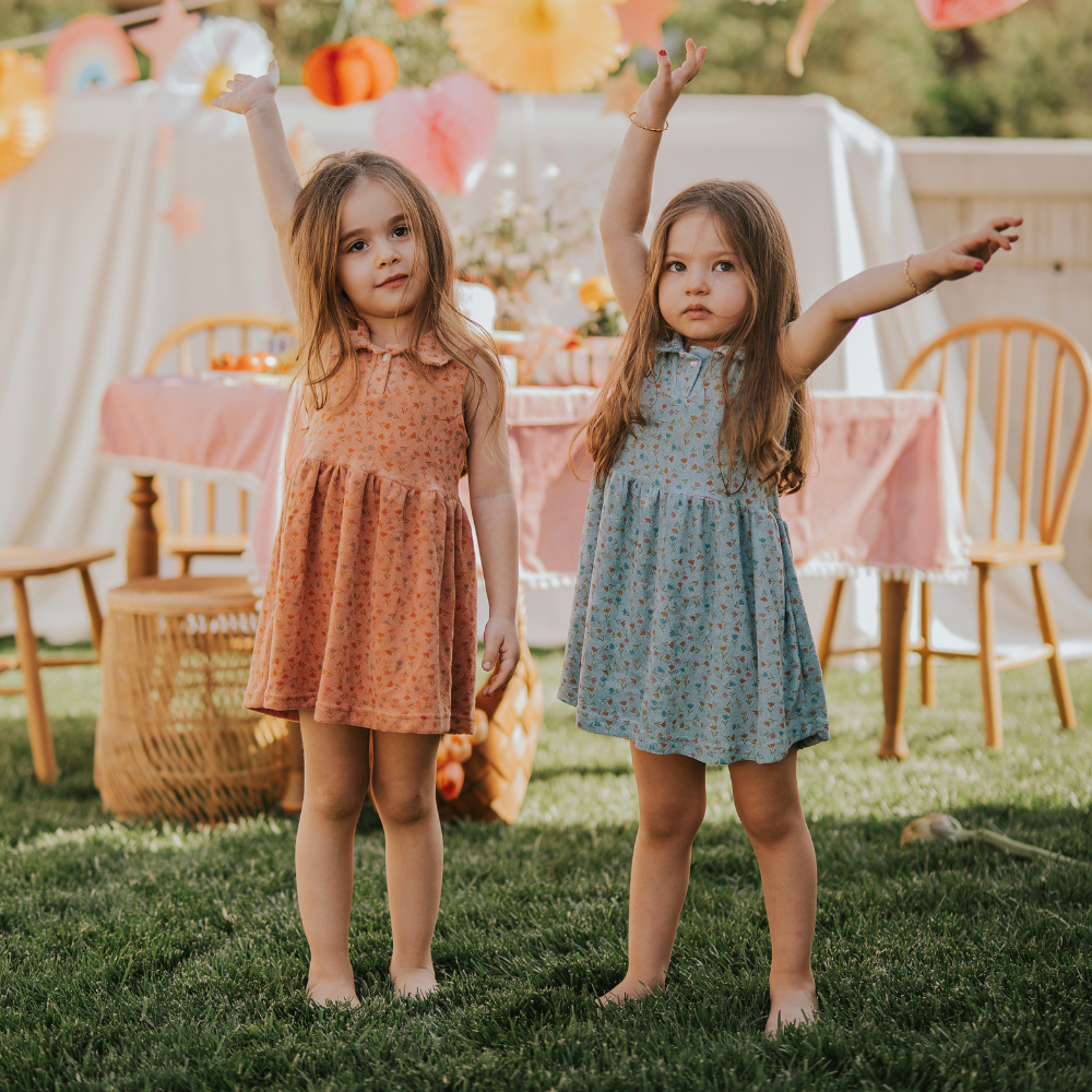 Kiraz Kids Yaka Detaylı Havlu Kumaş Lale Desenli Mavi Renk Elbise