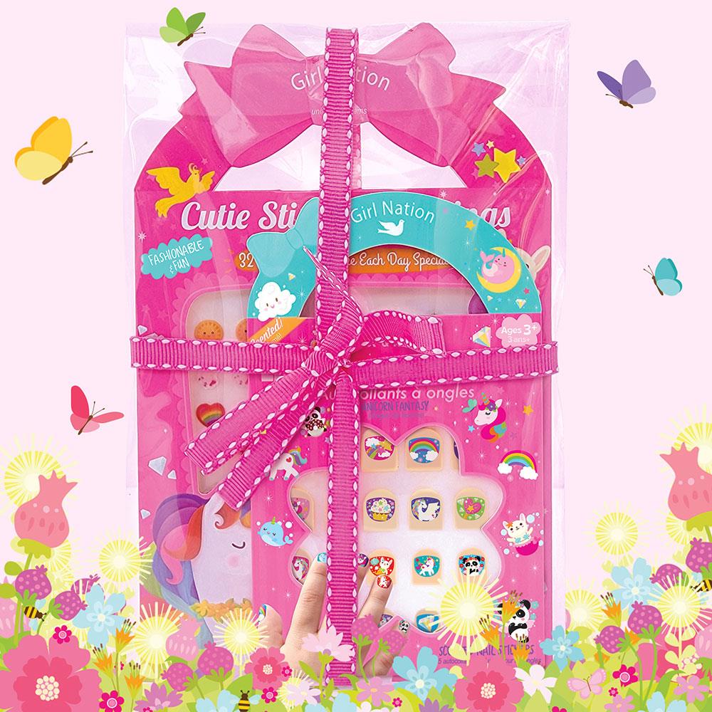 Girl Nation Unicorn Fantasy Tırnak & Küpe Sticker Set