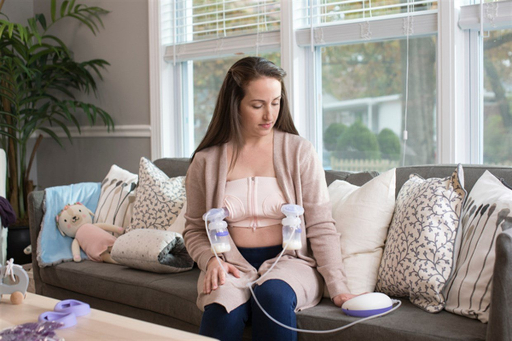 LANSINOH Çiftli Elektrikli Göğüs Pompası